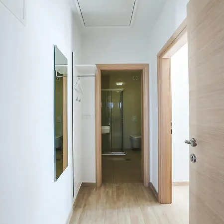 Apartments Sesar Banjol Exterior photo
